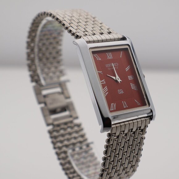 Seiko Slim Vintage Quartz Men's Wrist Watch Red  Dial with New Chain Bracelet - Picture 3 of 6